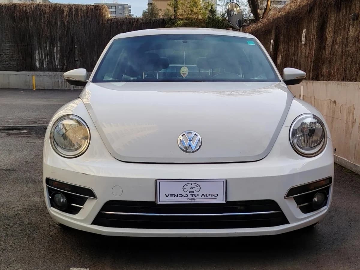 VOLKSWAGEN Beetle 1.4 DESIGN 4X2 HB AT 3P 2017 - Imagen 1
