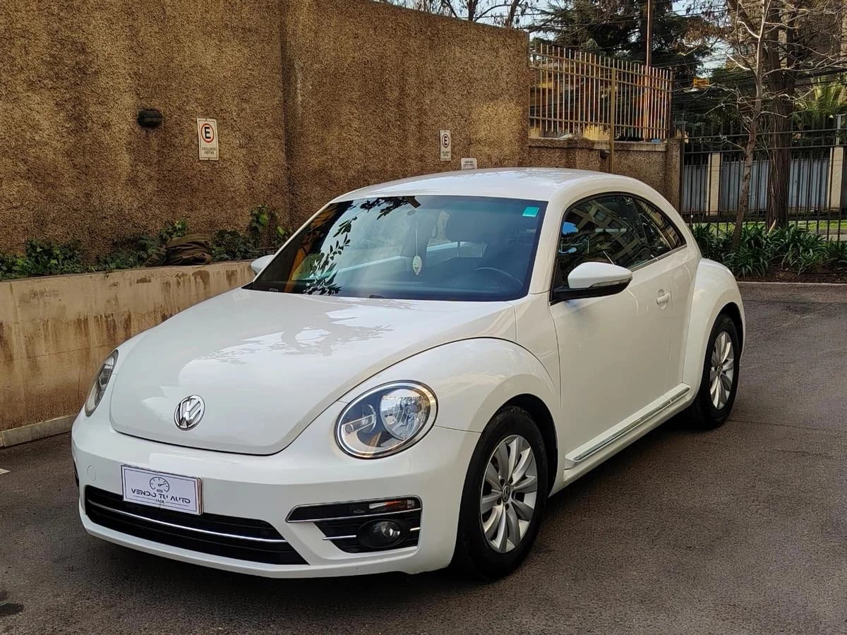 VOLKSWAGEN Beetle 1.4 DESIGN 4X2 HB AT 3P 2017 - Imagen 2