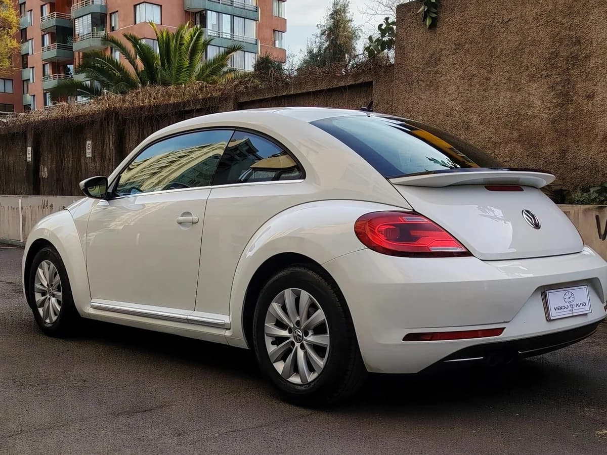 VOLKSWAGEN Beetle 1.4 DESIGN 4X2 HB AT 3P 2017 - Imagen 7