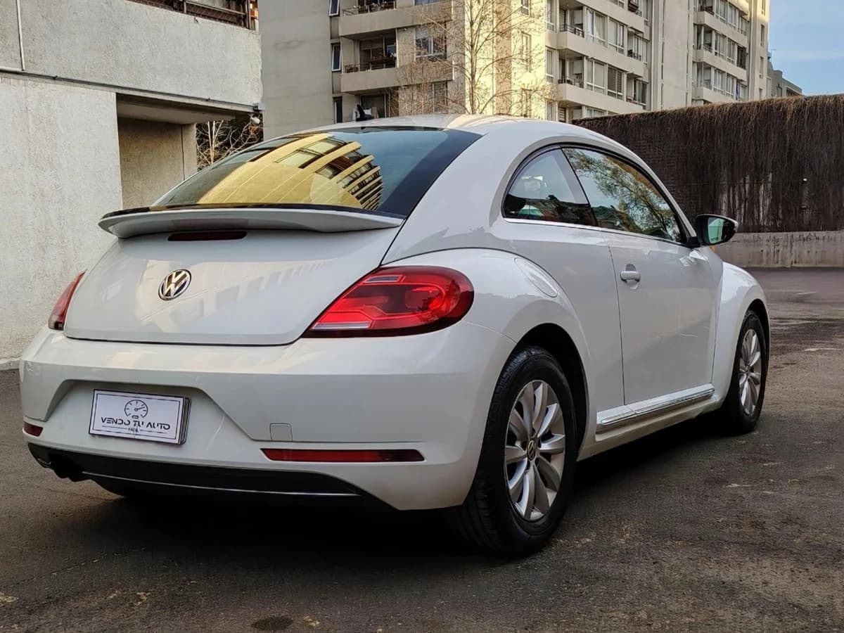 VOLKSWAGEN Beetle 1.4 DESIGN 4X2 HB AT 3P 2017 - Imagen 9