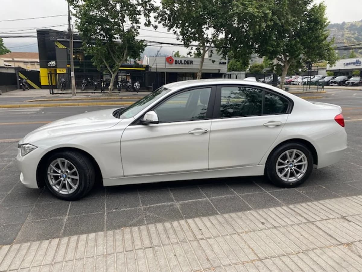 BMW 316I Luxury 1.6 Aut 2014 - Imagen 6