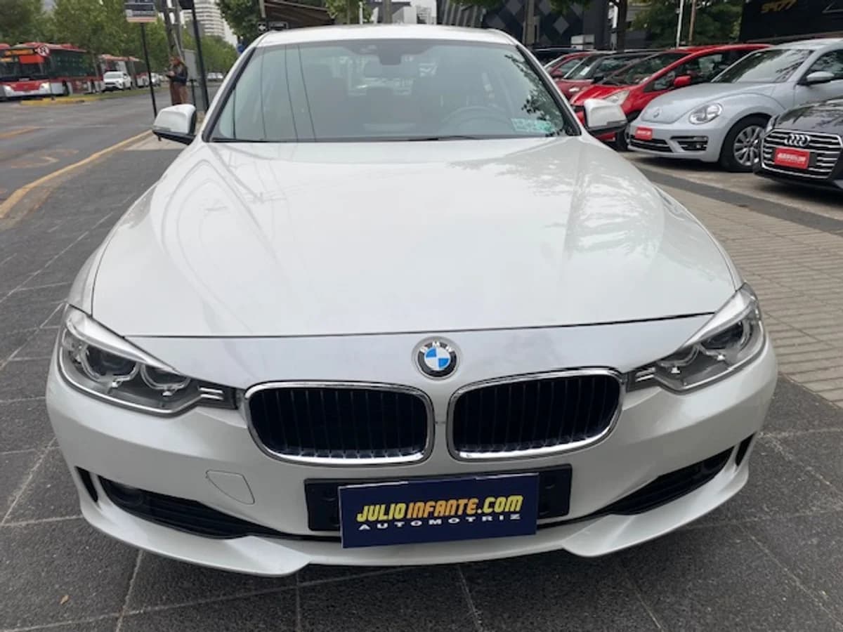BMW 316I Luxury 1.6 Aut 2014 - Imagen 8