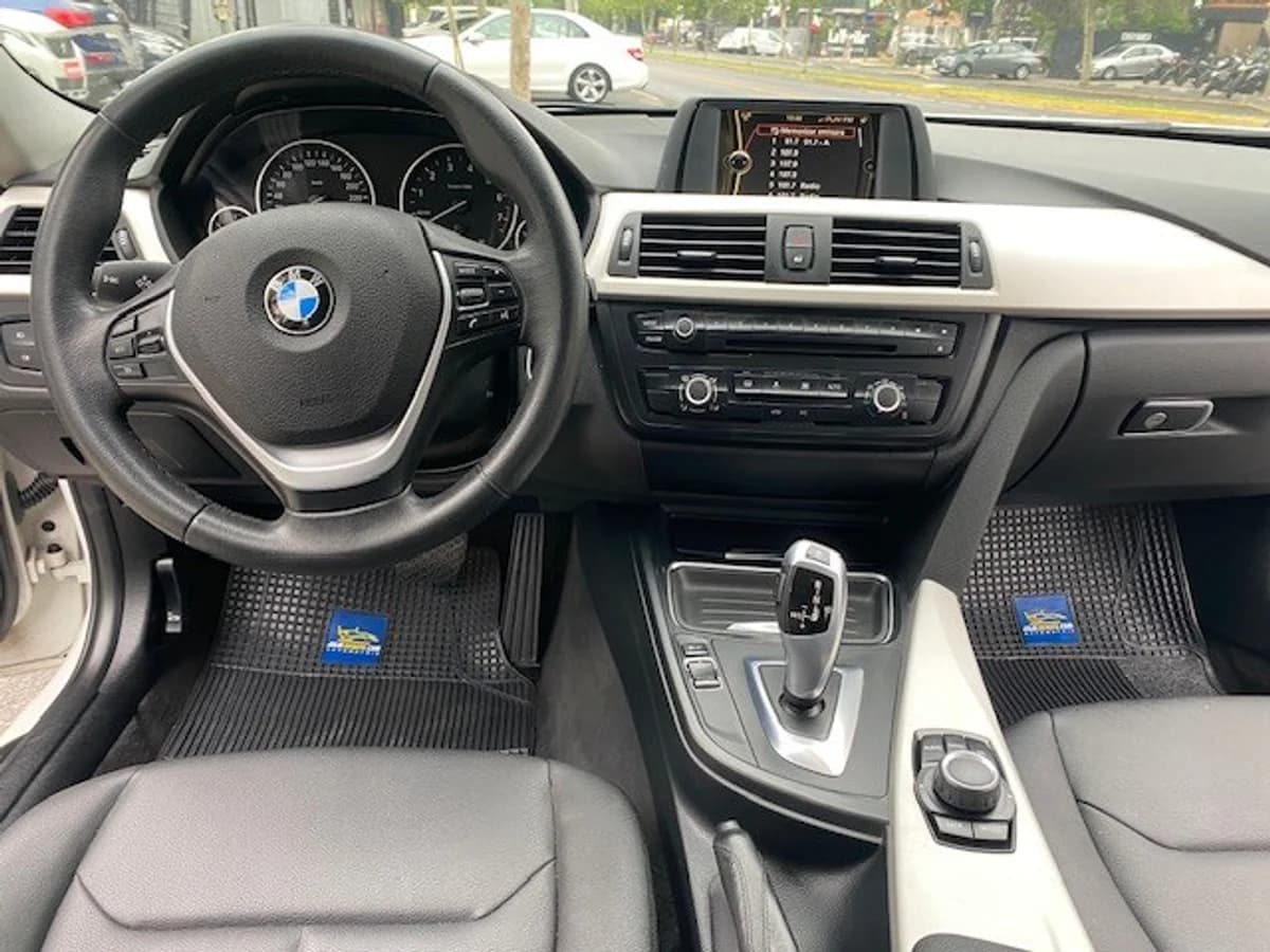 BMW 316I Luxury 1.6 Aut 2014 - Imagen 19