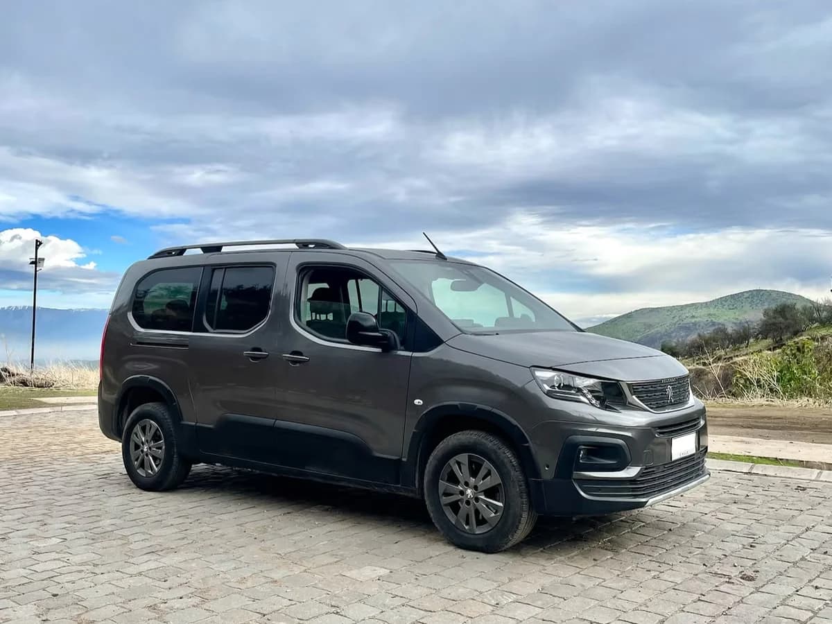PEUGEOT Rifter BLUEHDI 130 1.5 AT 2023 - Imagen 4