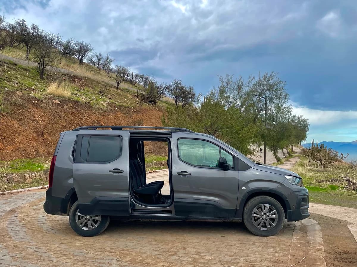 PEUGEOT Rifter BLUEHDI 130 1.5 AT 2023 - Imagen 6