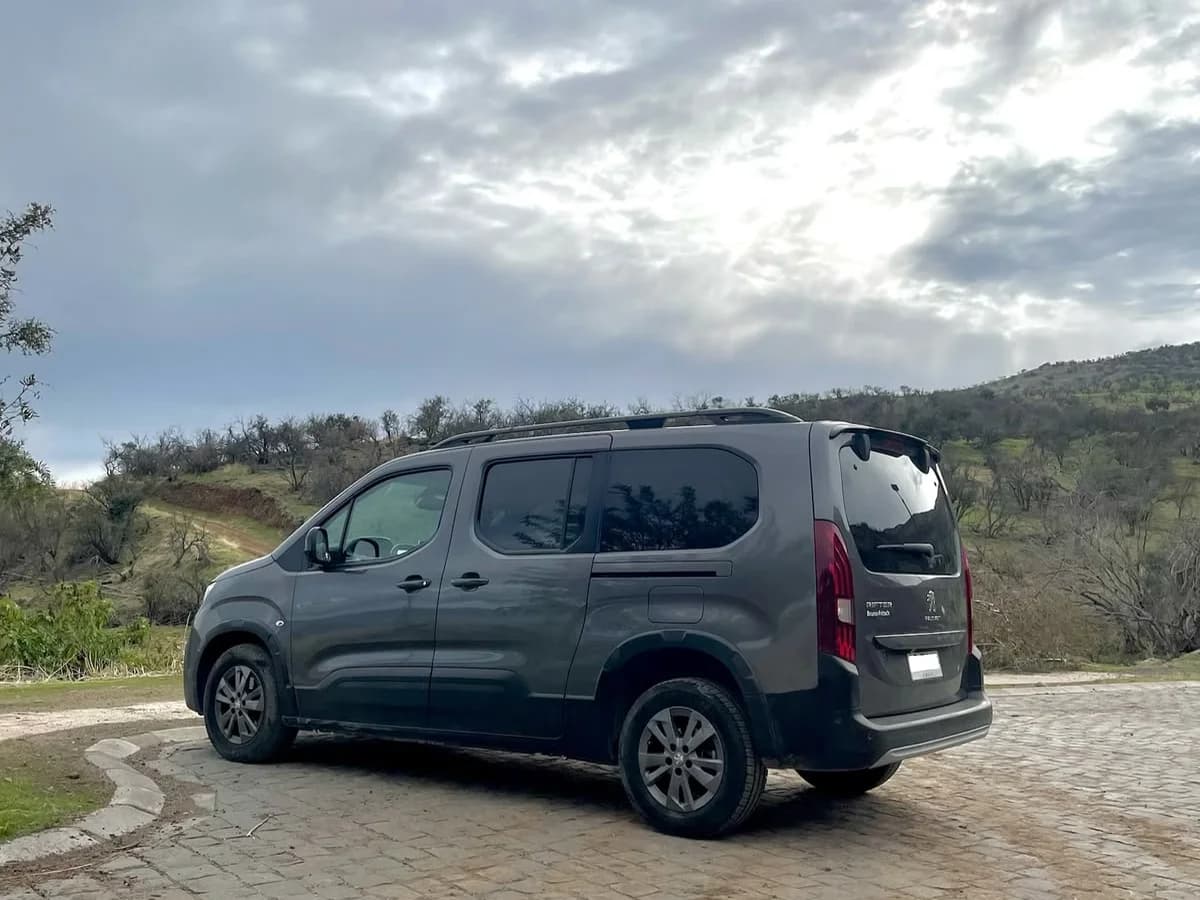 PEUGEOT Rifter BLUEHDI 130 1.5 AT 2023 - Imagen 14