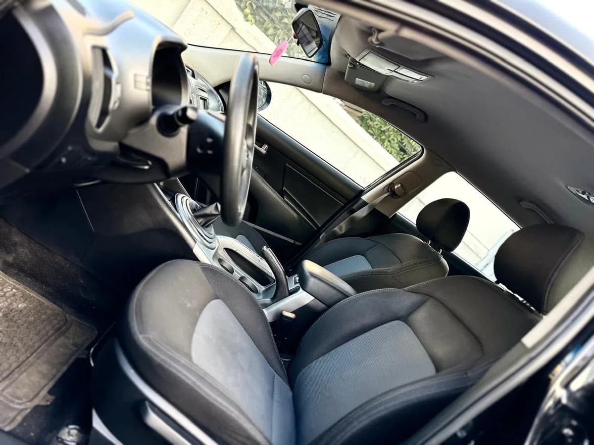 KIA SPORTAGE LX GLS 2.0 MECÁNICA 2015 - Imagen 16