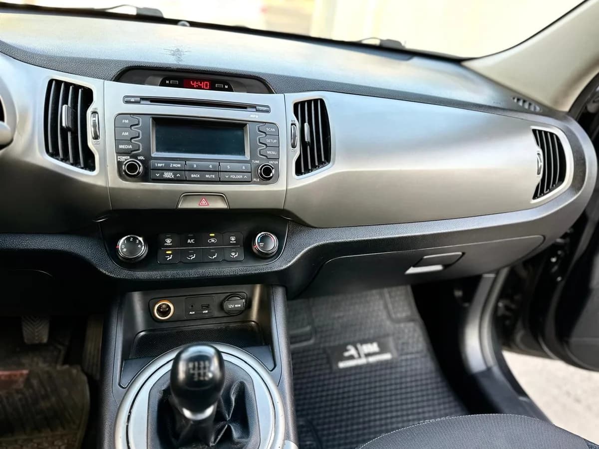 KIA SPORTAGE LX GLS 2.0 MECÁNICA 2015 - Imagen 19