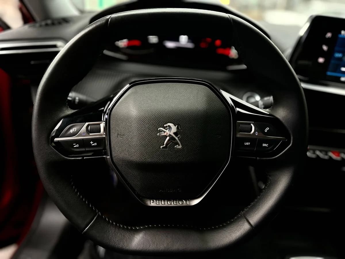 PEUGEOT 2008 PURETECH 130 1.2 2022 - Imagen 14