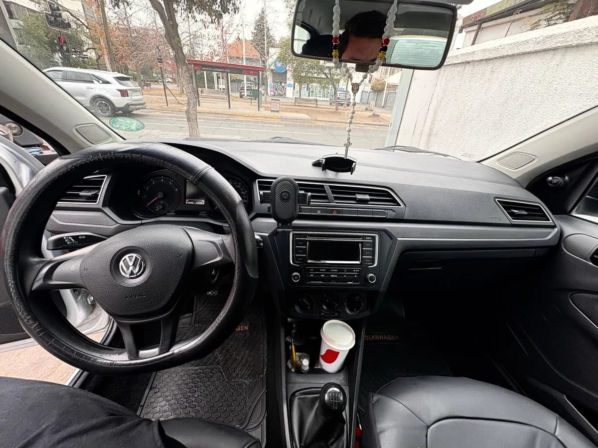 VOLKSWAGEN VOYAGE 1.6 2020 - Imagen 12