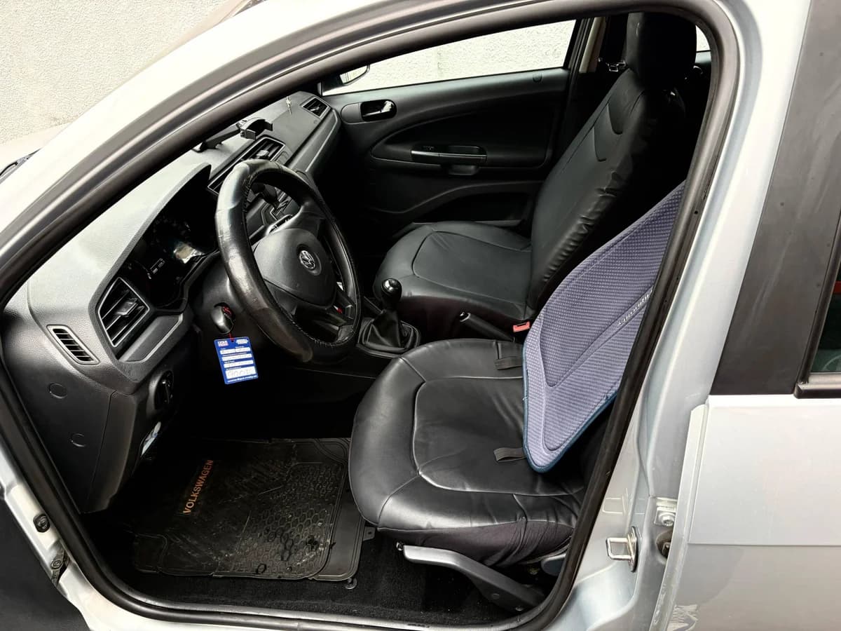 VOLKSWAGEN VOYAGE 1.6 2020 - Imagen 18