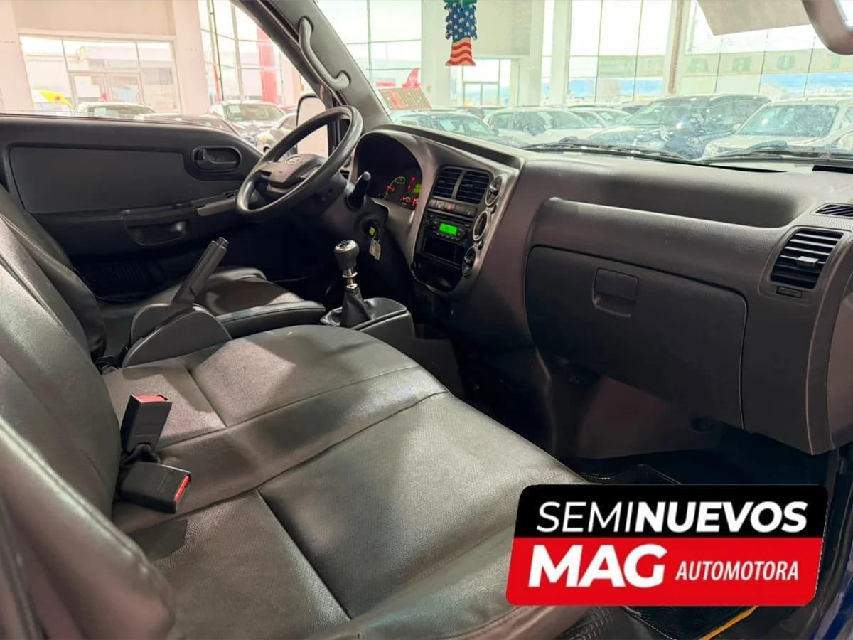 KIA BONGO 2015 - Imagen 5