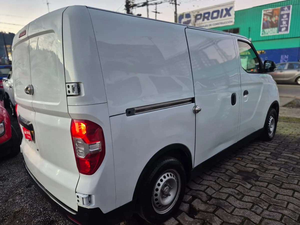 MAXUS EV30 ELECTRICO 4X2 CARGO AT 5P 2022 - Imagen 7