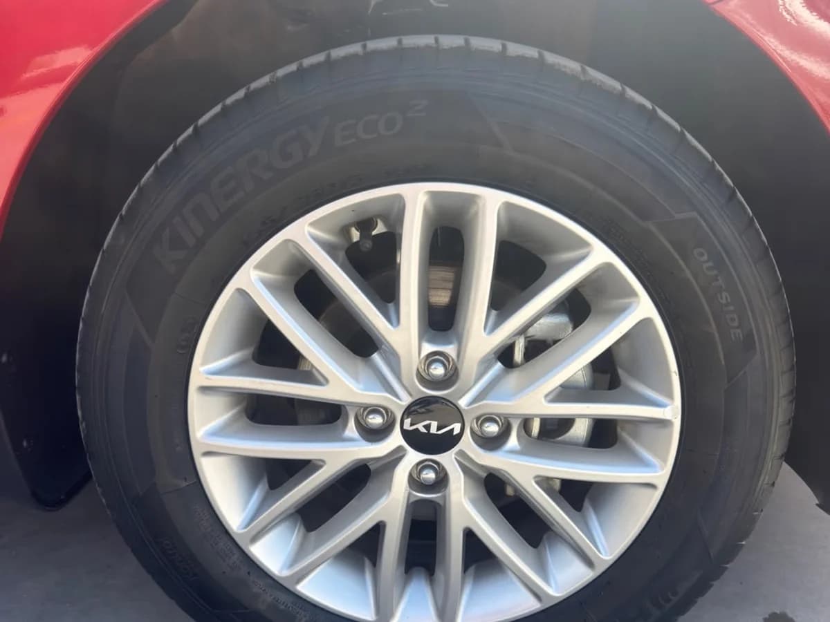 KIA Rio 4 1.4 6MT 2022 - Imagen 10