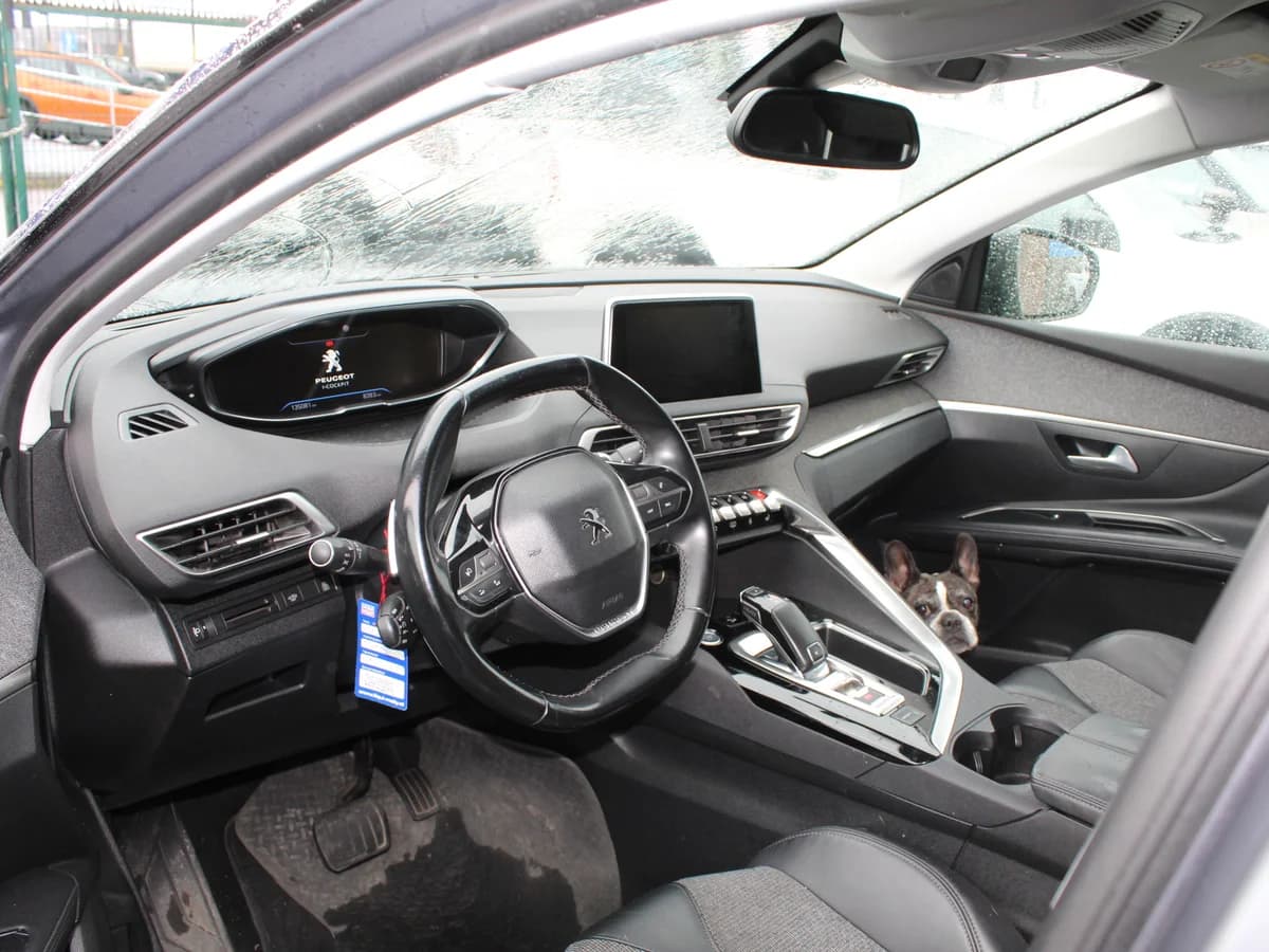 PEUGEOT 5008 ALLURE 1.6 AUTOMATICA 2018 - Imagen 11