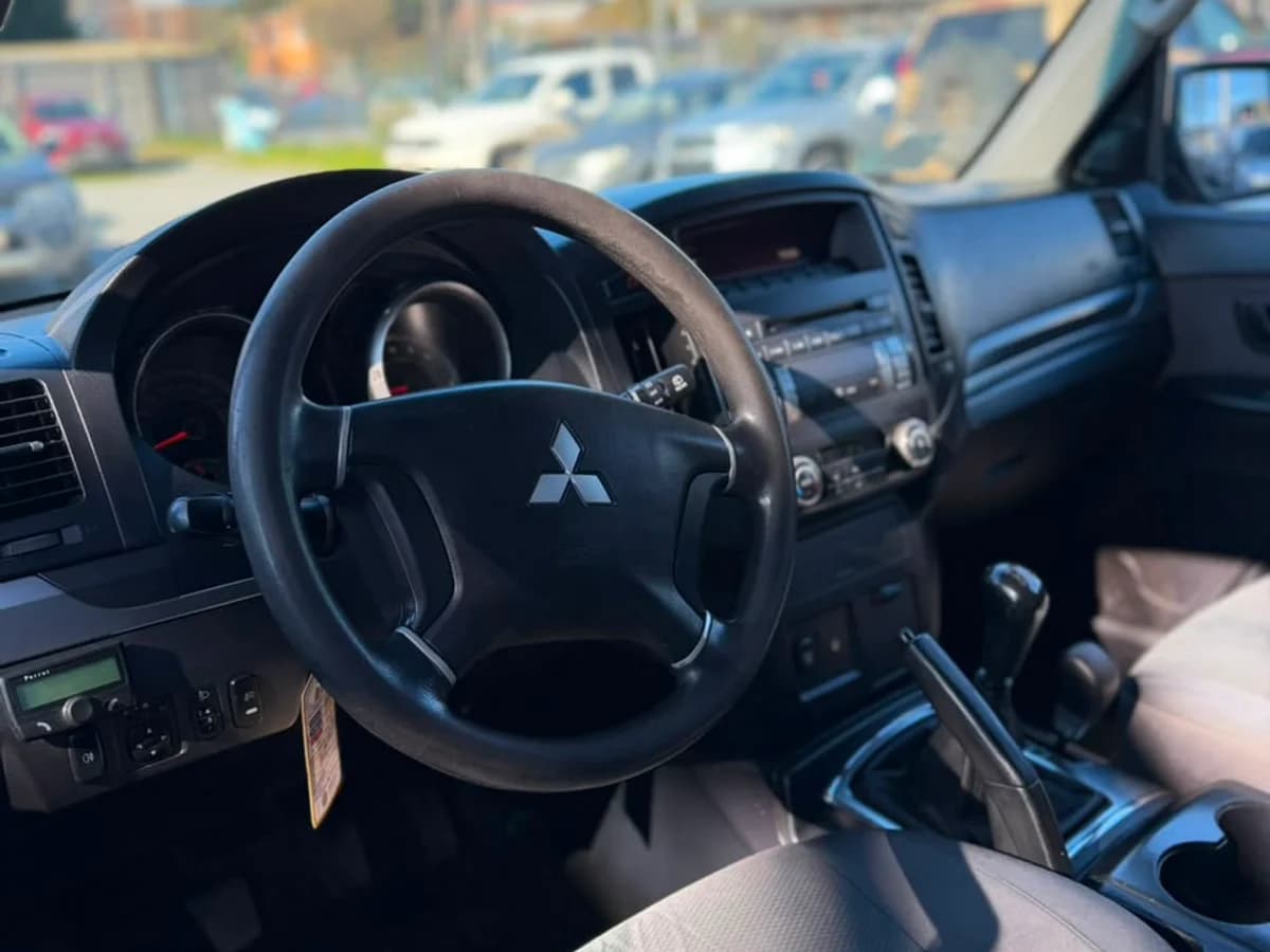MITSUBISHI Montero 3.2 DI-D 2009 - Imagen 18