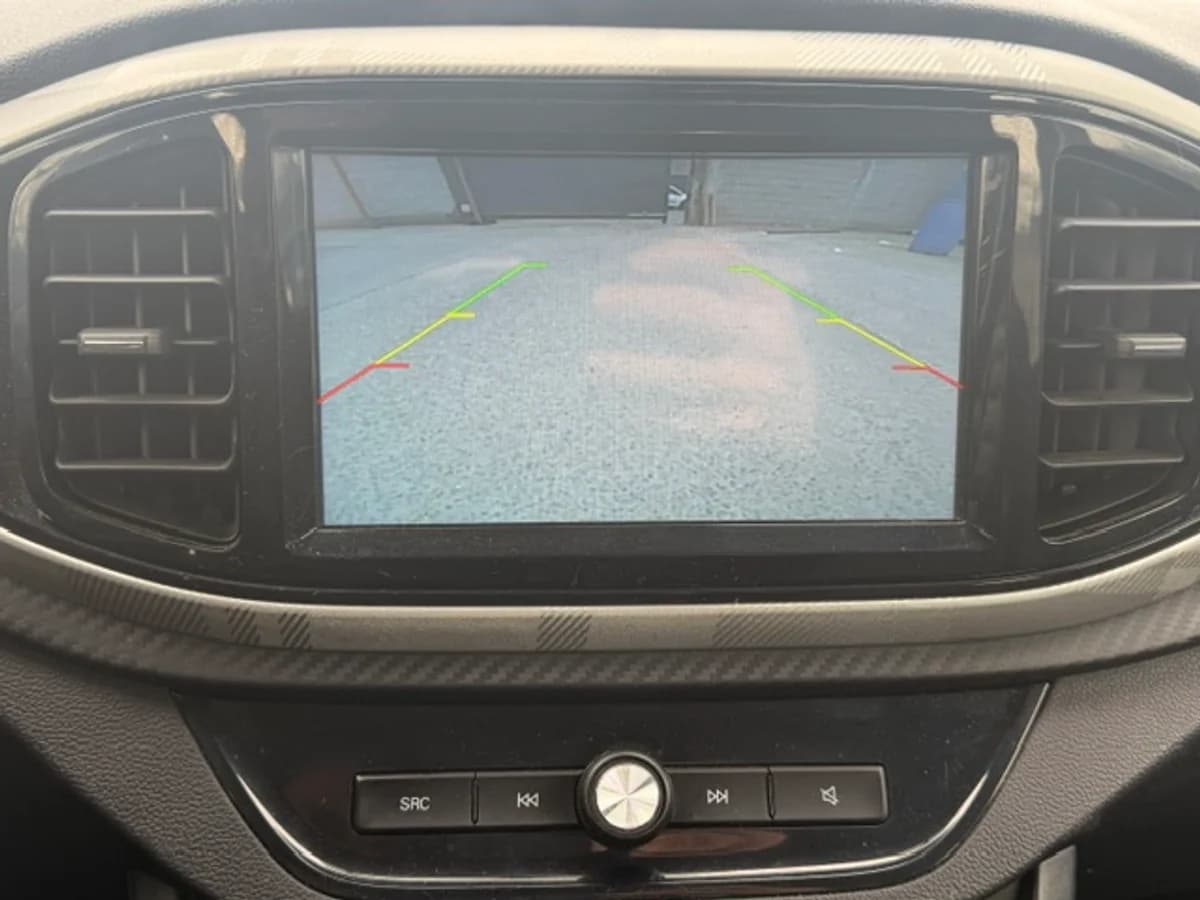 MG 3 STD PLUS 1.5 MT 2025 - Imagen 10