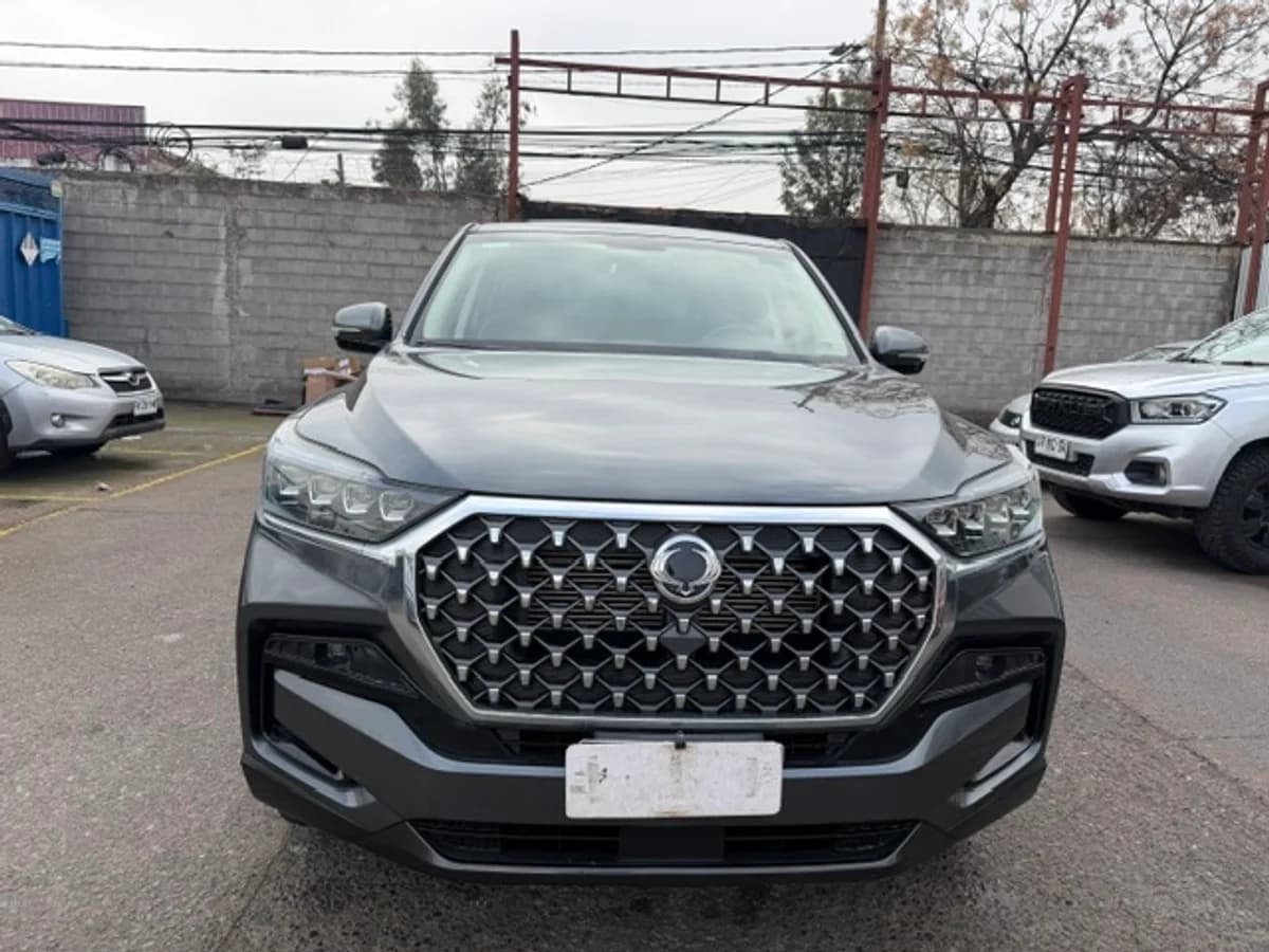 SSANGYONG Rexton 4x4 2.0 AUT 2023 - Imagen 2