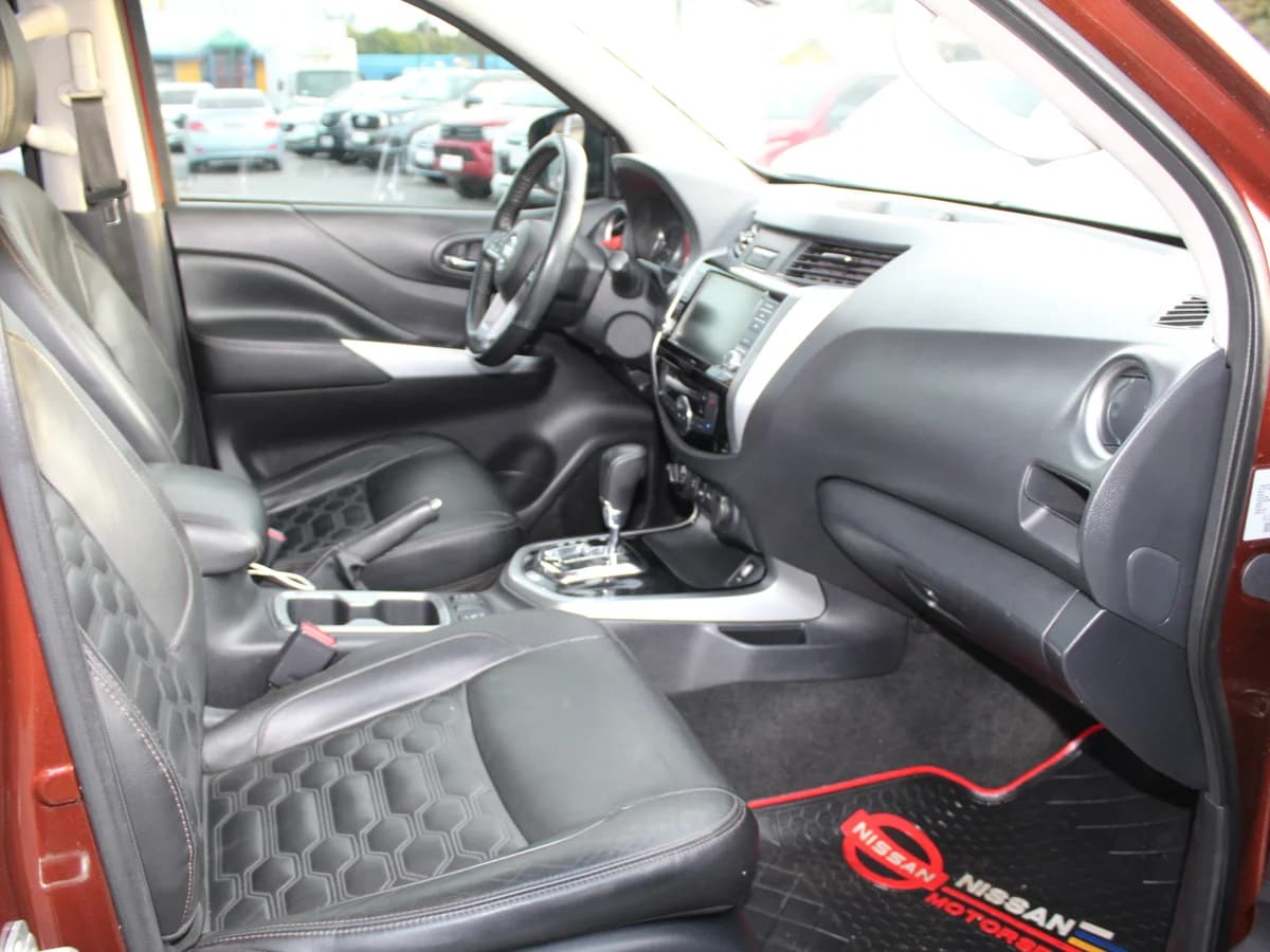 NISSAN Navara 2.3D 4X4 AT 2021 - Imagen 6