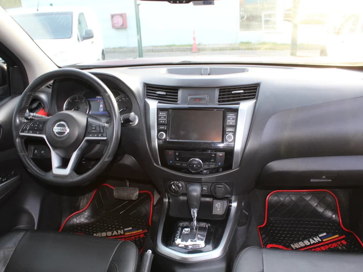 NISSAN Navara 2.3D 4X4 AT 2021 - Imagen 8