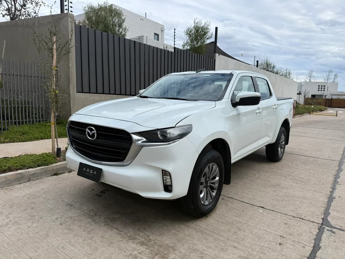MAZDA BT-50 3.0 Diesel 4X4 Doble Cabina 6AT 2023 - Imagen 1