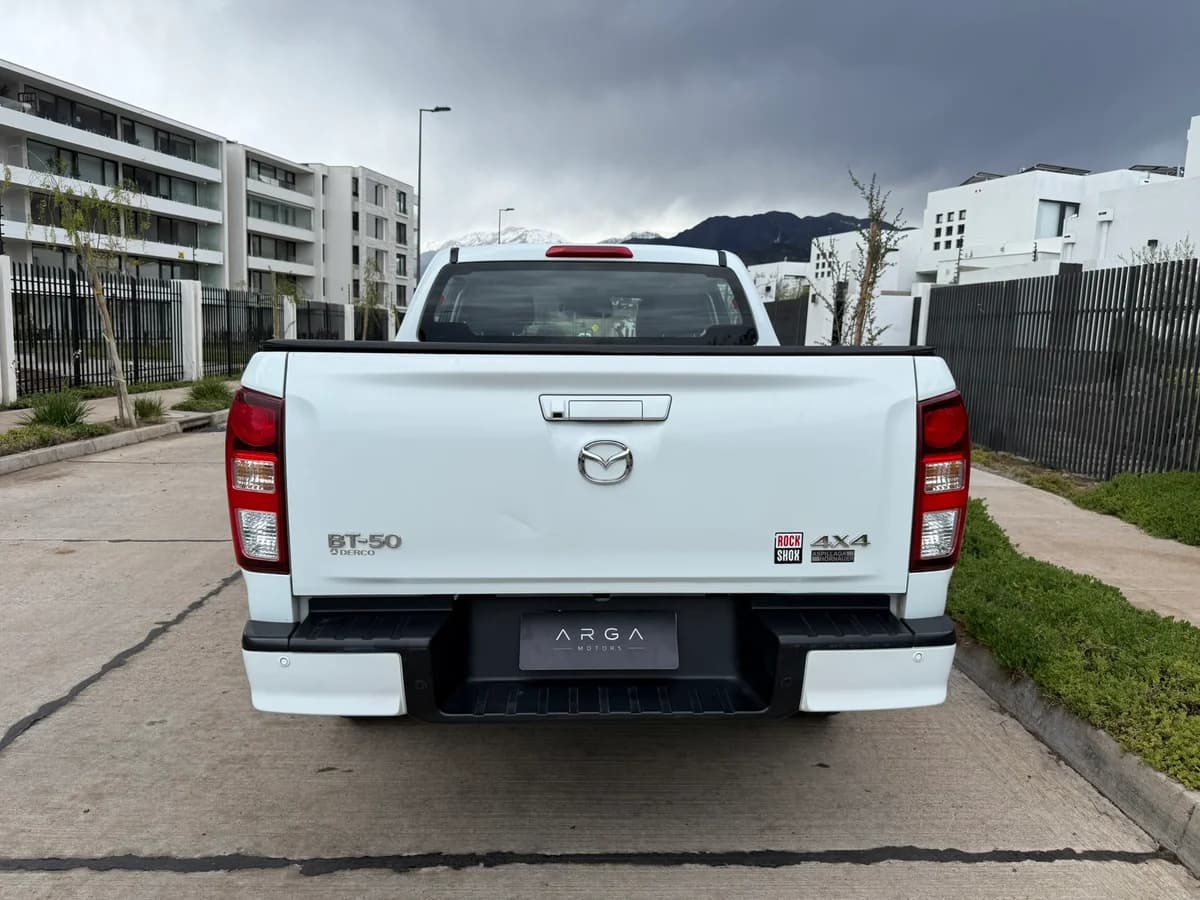 MAZDA BT-50 3.0 Diesel 4X4 Doble Cabina 6AT 2023 - Imagen 5