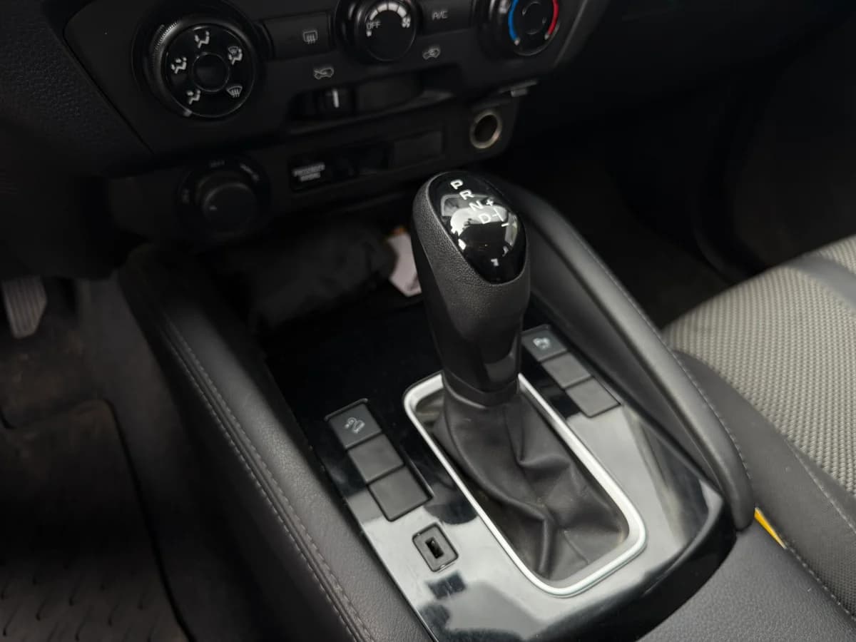 MAZDA BT-50 3.0 Diesel 4X4 Doble Cabina 6AT 2023 - Imagen 17