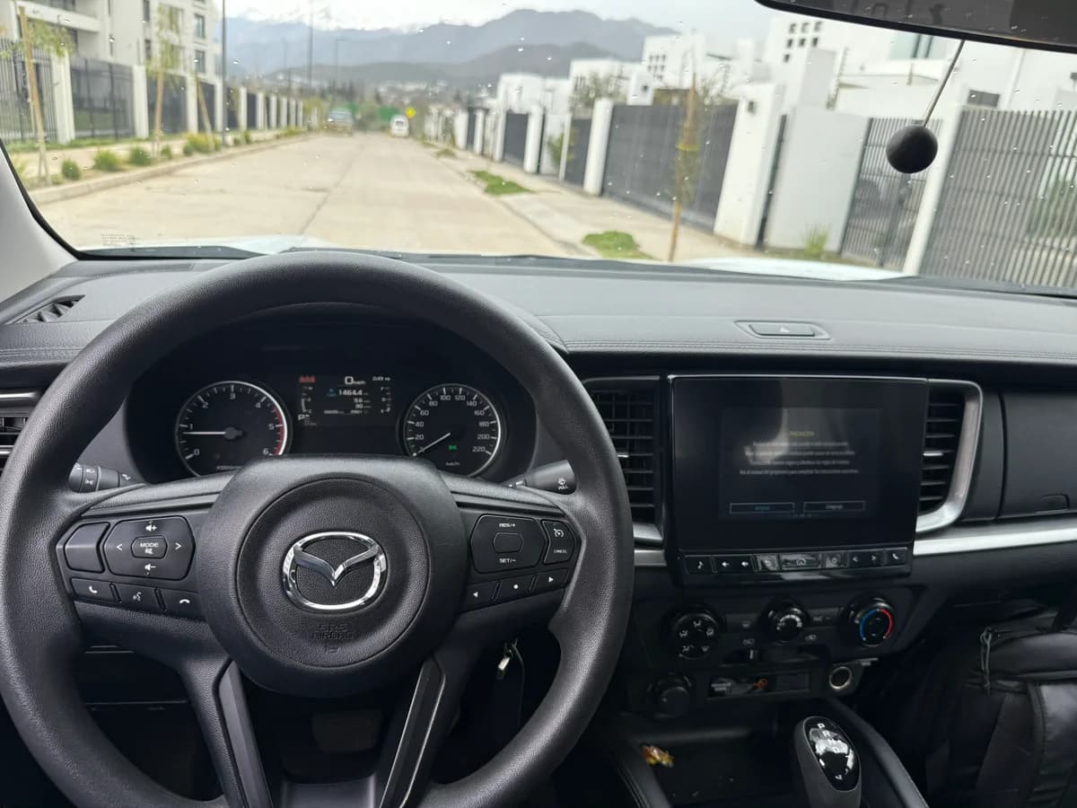 MAZDA BT-50 3.0 Diesel 4X4 Doble Cabina 6AT 2023 - Imagen 19
