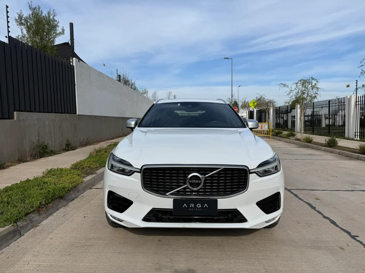 VOLVO XC60 2.0 T6 R-Design AWD MY19 AT 2019 - Imagen 2