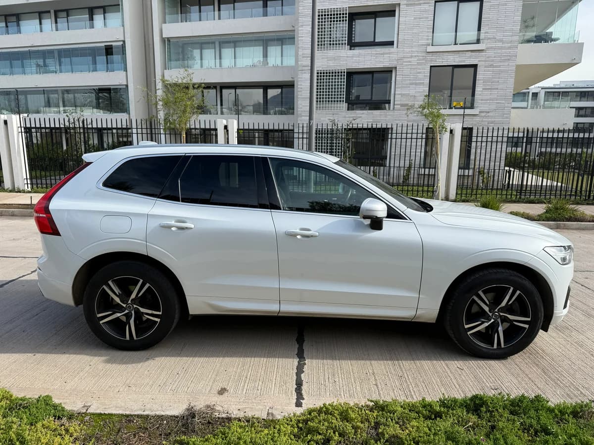 VOLVO XC60 2.0 T6 R-Design AWD MY19 AT 2019 - Imagen 7