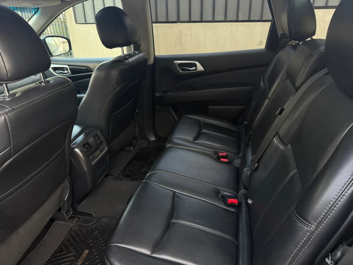 NISSAN Pathfinder 3.5 Advance CVT 4X4 2017 - Imagen 12