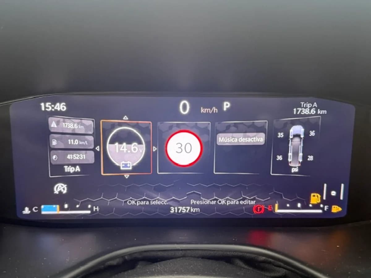 JEEP COMMANDER 1.3T OVERLAND T270 4X2 6AT 5P 2024 - Imagen 9