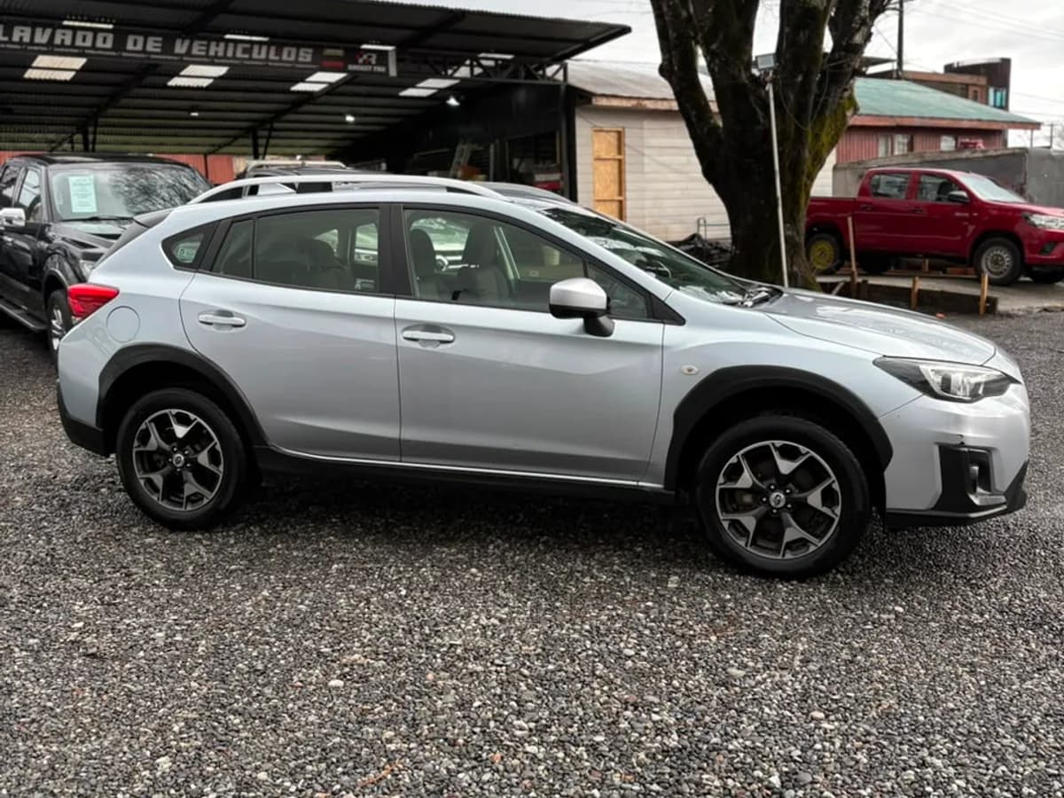 SUBARU Xv 2.0 AWD AUTOMÁTICA 2018 - Imagen 4