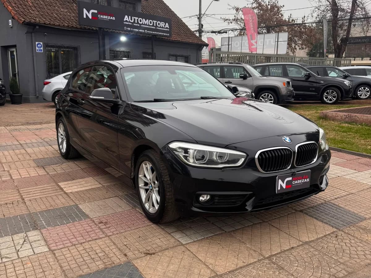BMW 120i LCI 1.6 2017 - Imagen 1