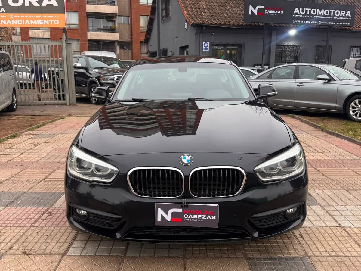 BMW 120i LCI 1.6 2017 - Imagen 2