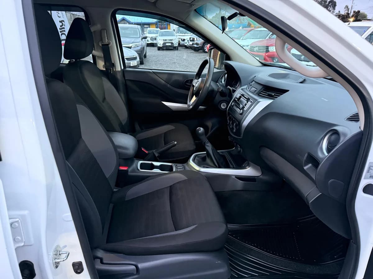 NISSAN Navara 2.3D 4X4 2022 - Imagen 6