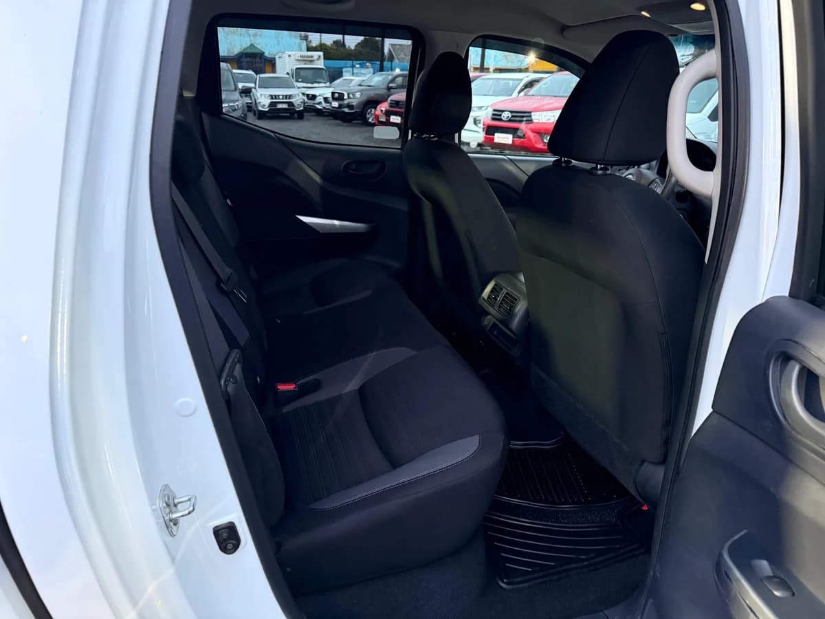 NISSAN Navara 2.3D 4X4 2022 - Imagen 8