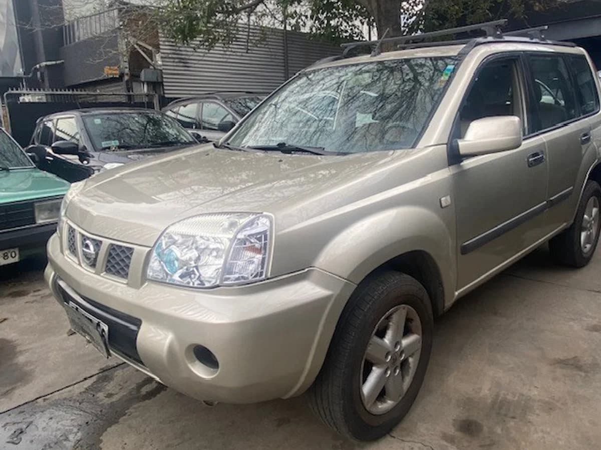 NISSAN X-TRAIL 2.5 cc 2010 - Imagen 1