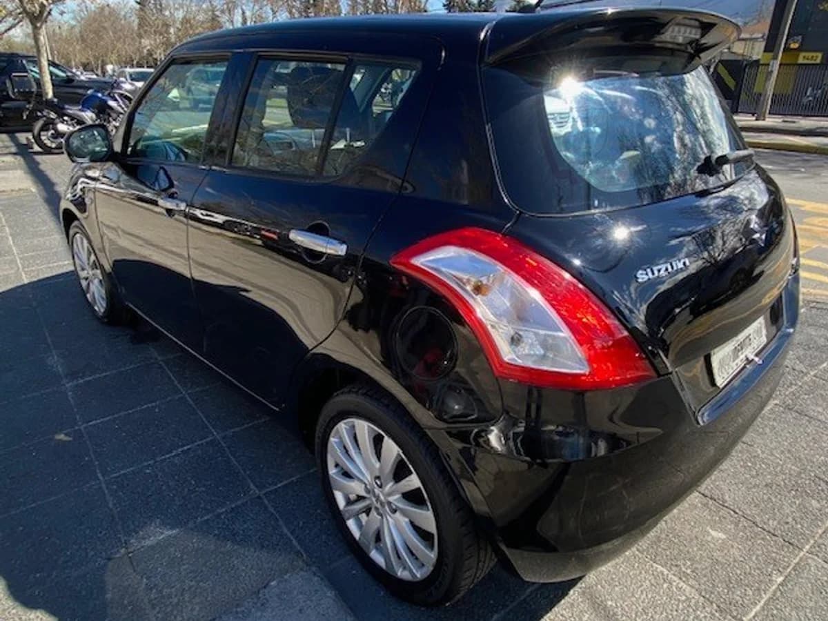 SUZUKI SWIFT GL 1.4 2014 - Imagen 4