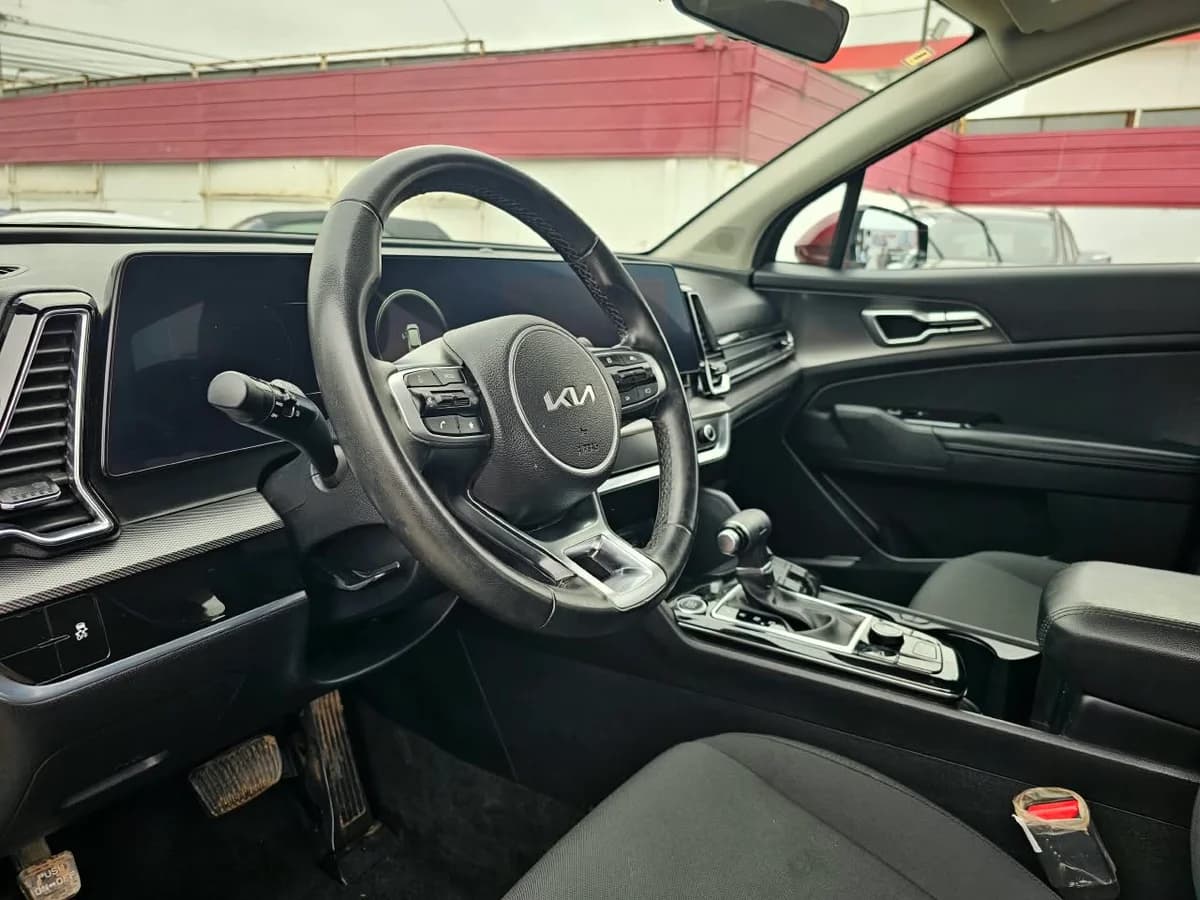 KIA Sportage 2.0L Diésel 2024 - Imagen 10