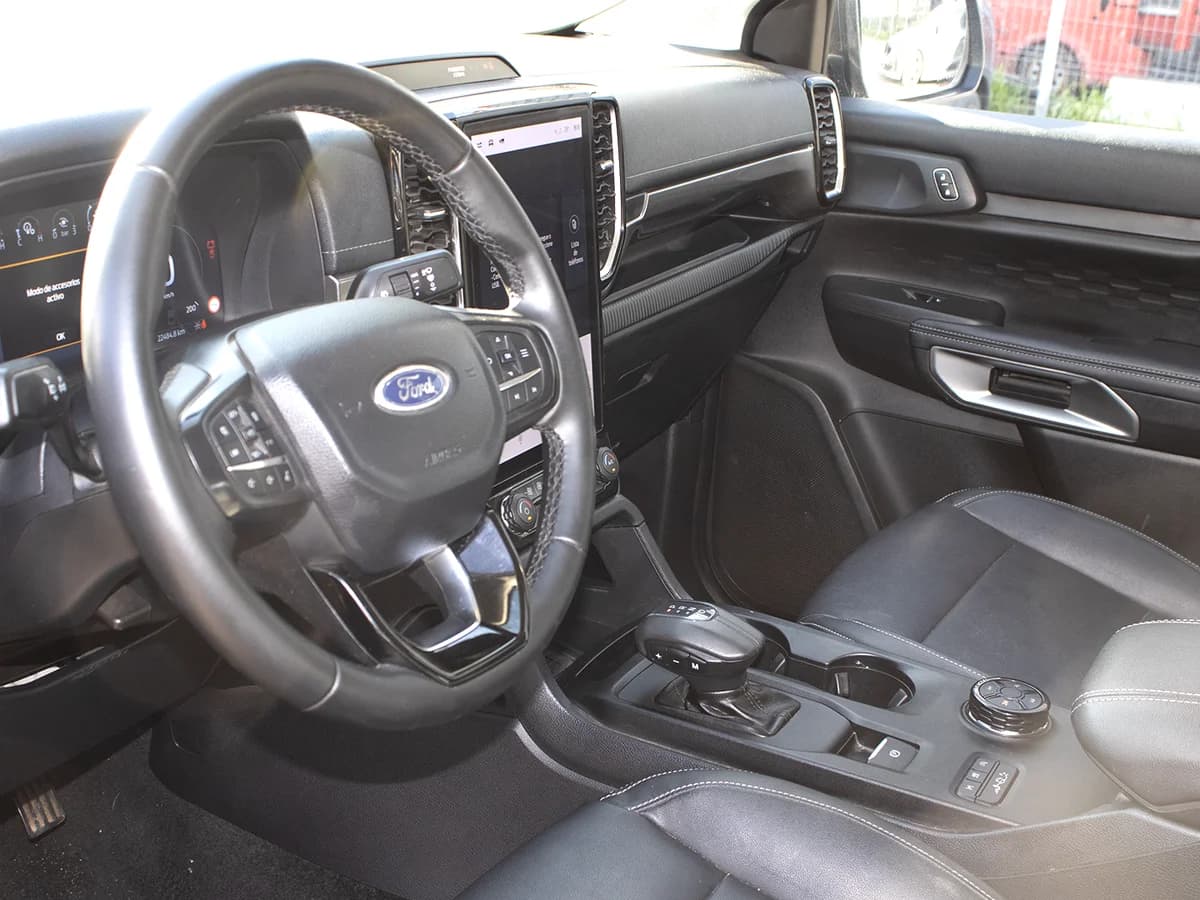 FORD Ranger 3.0 LTD DOBLE CABINA 4X4 AUTOMÁTICA - Imagen 3