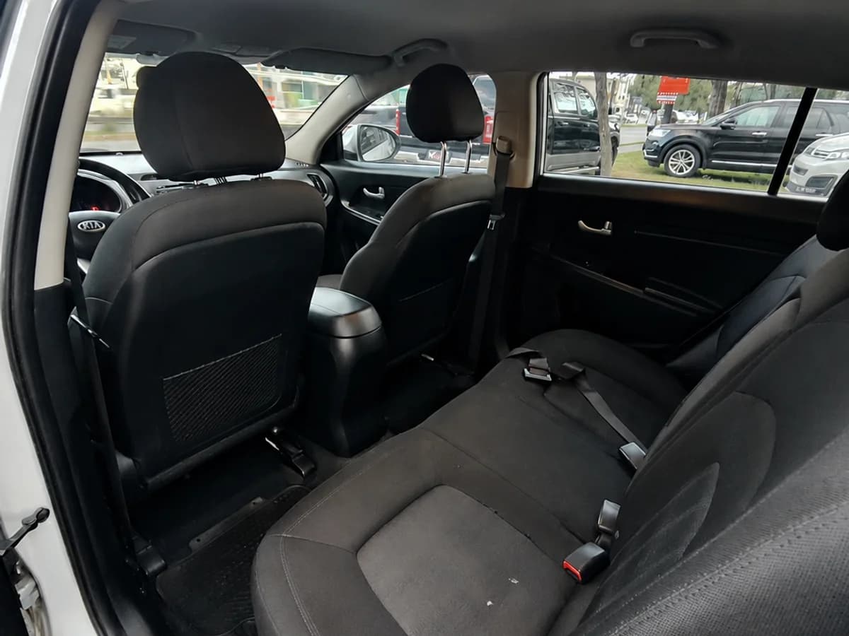 KIA Sportage LX 2.0 2014 - Imagen 10