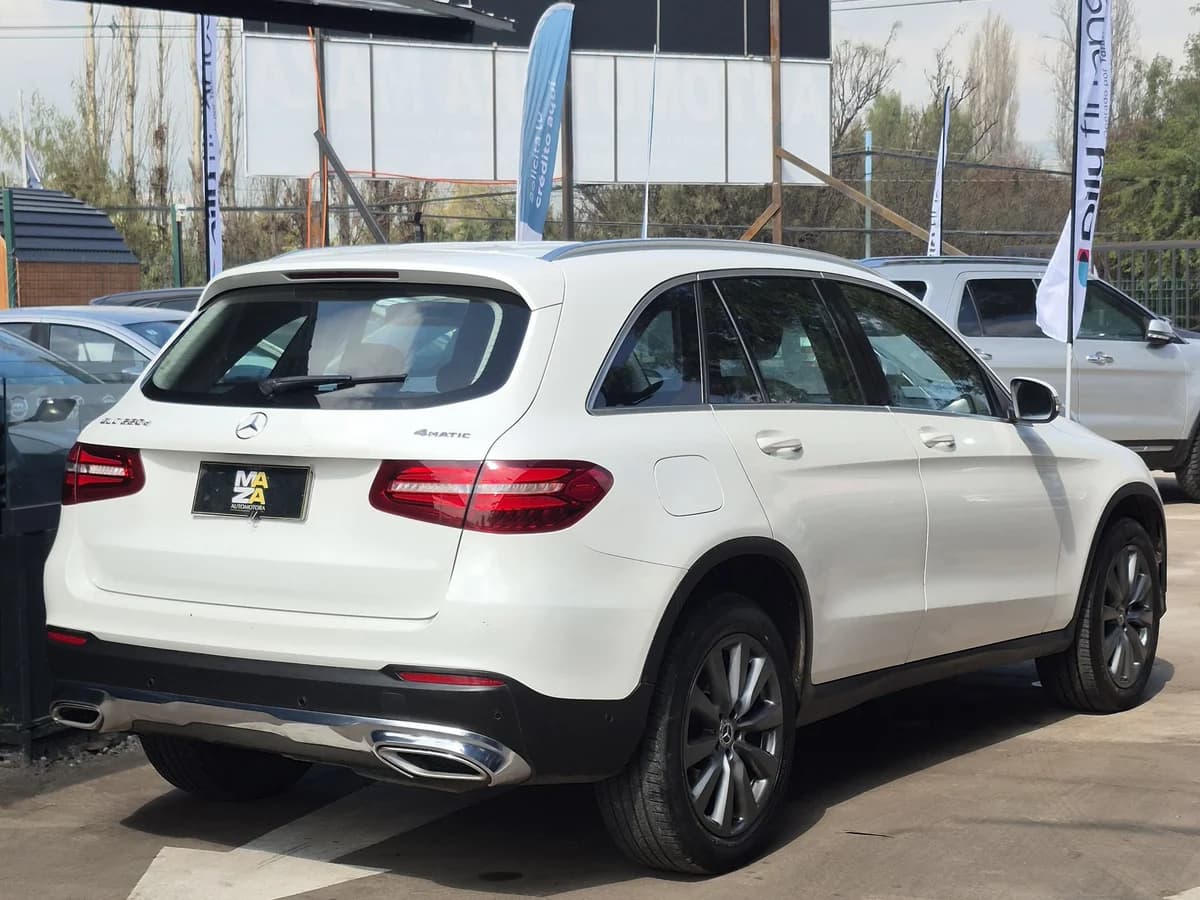 MERCEDES BENZ GLC 200 220D 2017 - Imagen 5