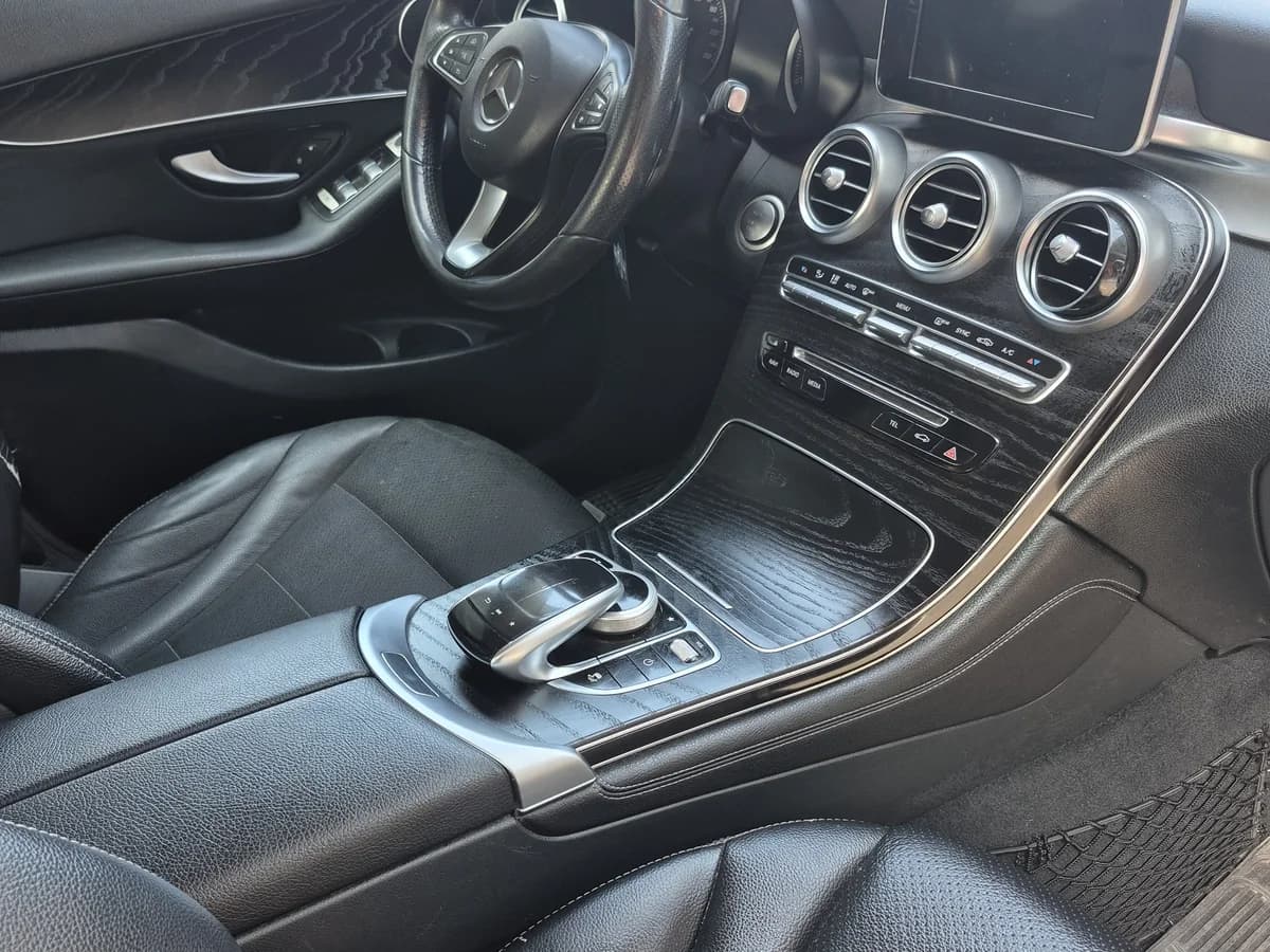 MERCEDES BENZ GLC 200 220D 2017 - Imagen 9