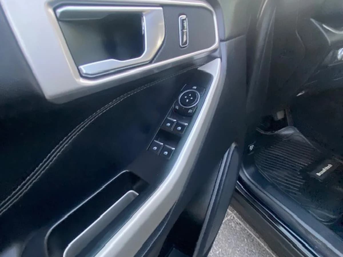 FORD EXPLORER Limited 2.3 Auto.3 corridas 2021 - Imagen 20