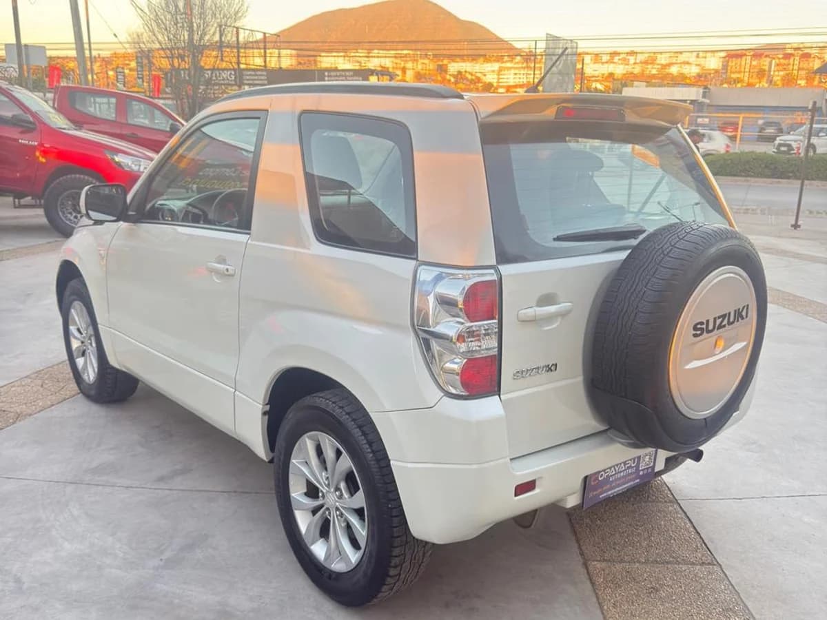 SUZUKI Grand Vitara 2018 4X4 AUTOMATICO - Imagen 8
