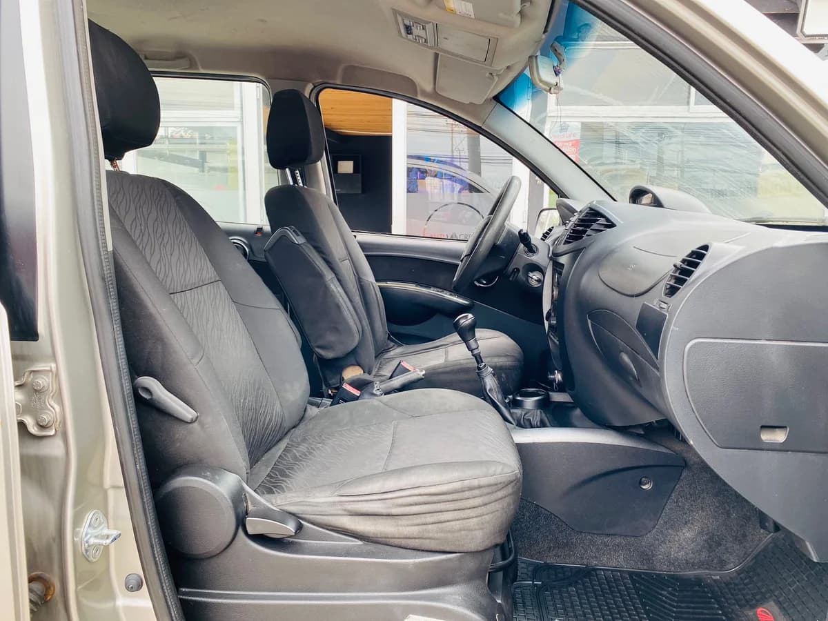 MAHINDRA QUANTO CRDE FULL 2.2 4X4 2016 - Imagen 8