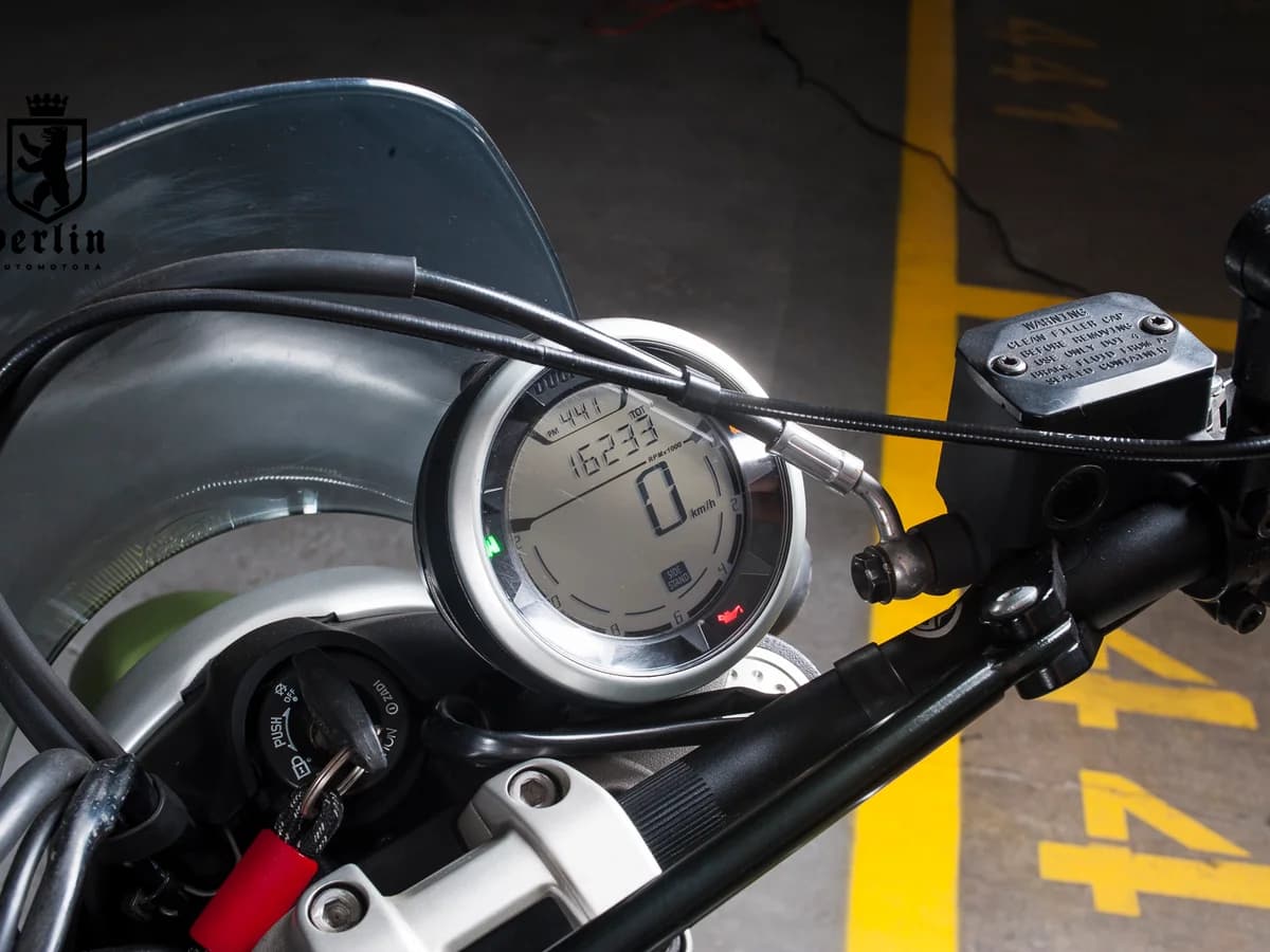 DUCATI SCRAMBLER 800 URBAN 2017 - Imagen 13
