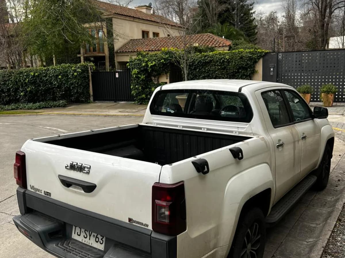 JMC Vigus Pro 2.0L Turbo Diésel AT 4x2 año 2024 - Imagen 9