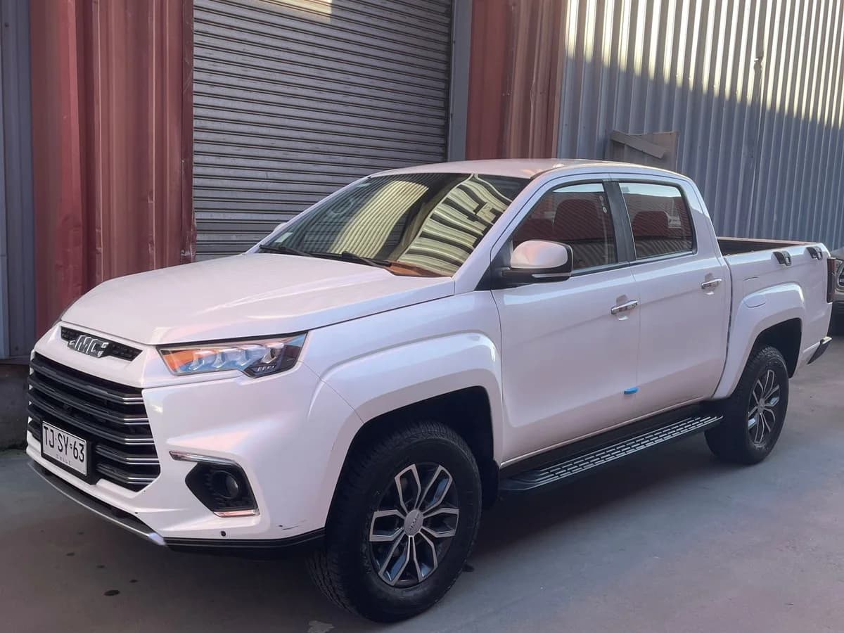 JMC Vigus Pro 2.0L Turbo Diésel AT 4x2 año 2024 - Imagen 3